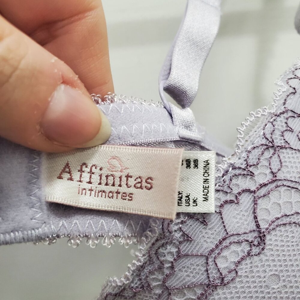 Affinitas Intimates Lilac Purple‎ Embroidered Lace Ruffle Strap Push Up Demi 36B - Picture 3 of 5